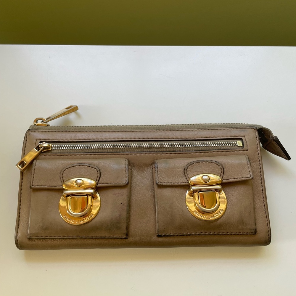 Marc Jacobs double buckle wallet
